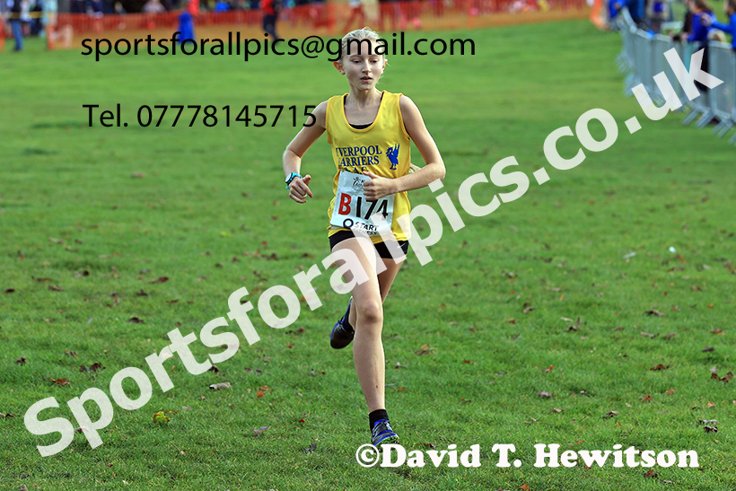Girls under-13s, 2024 Northern Cross Country Relays, Graves Park, Sheffield.   Photo: David T. Hewitson/Sports for All Pics
